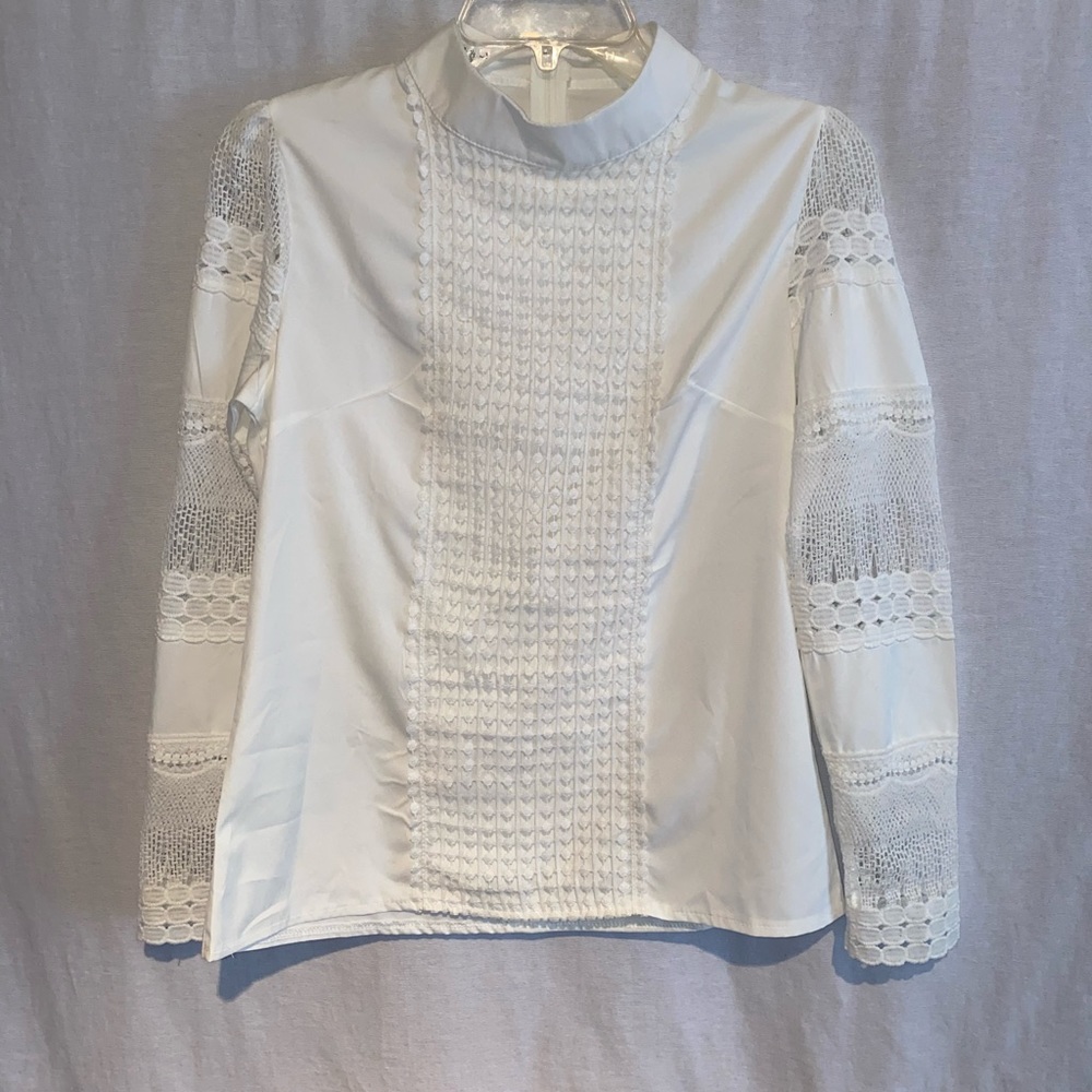 Women’s Lace Blouse